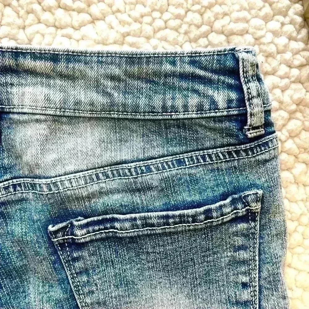 Altar’d State Bleached Faded Distressed Frayed‎ Denim Cheeky Shorts Size 24